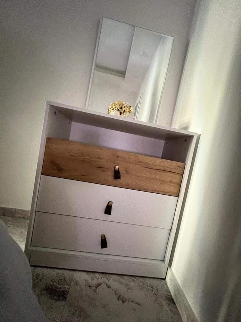 سيلينا باي